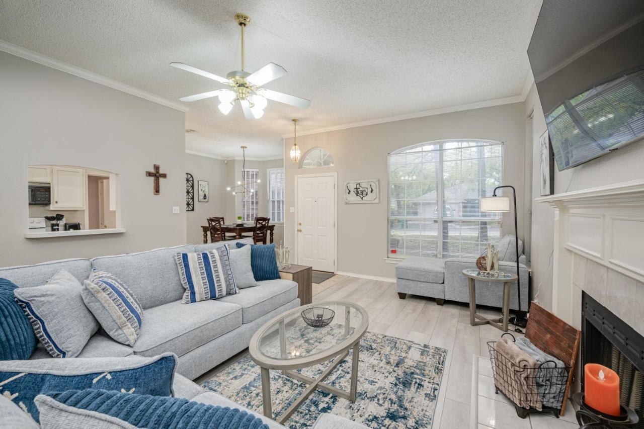 Spacious Brick House 3Br 2Ba A+ Denton Esterno foto